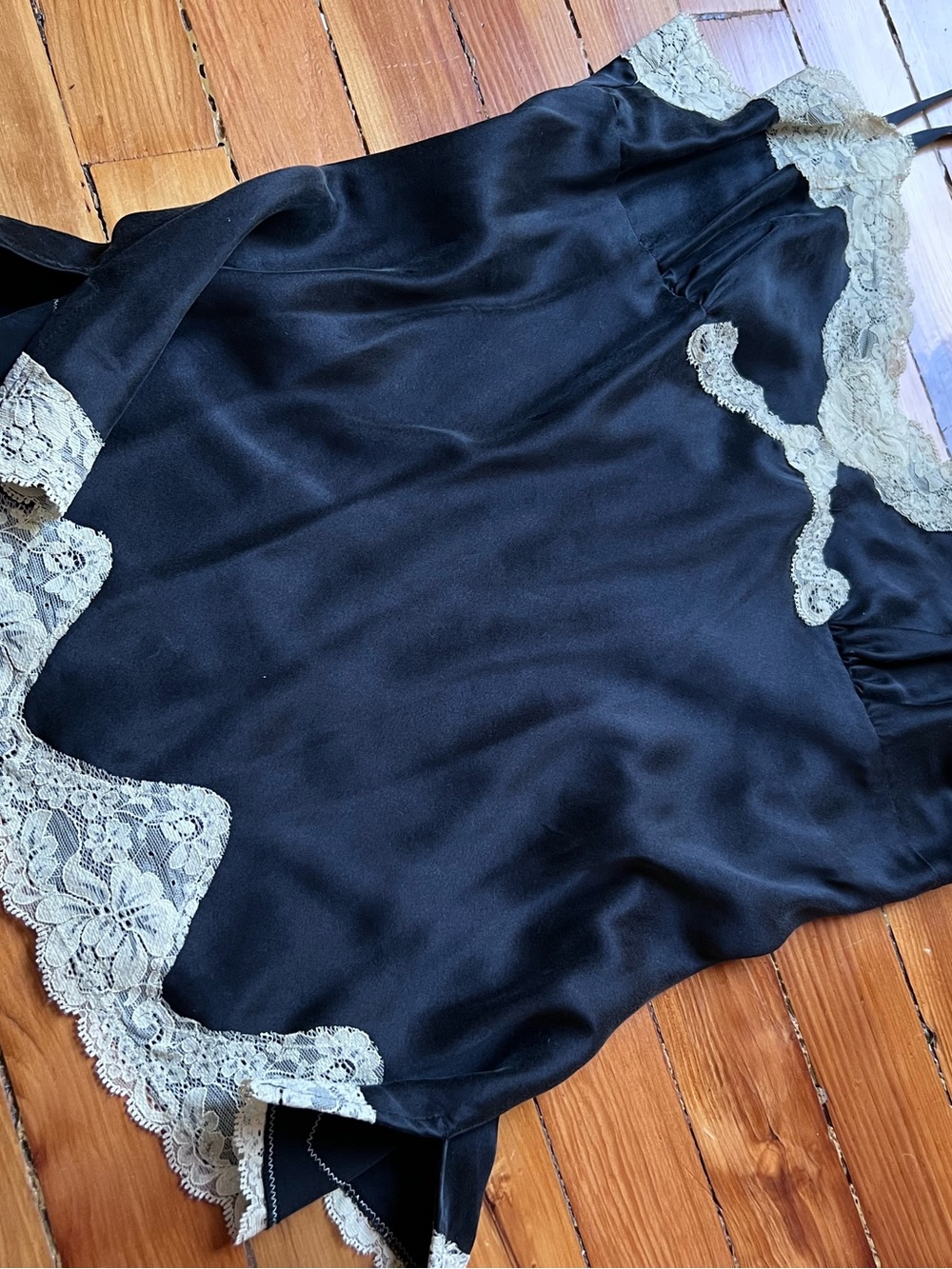 Vintage Express silk lace trim camisole